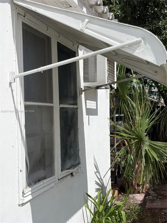 En Venta: $395,000 (0 camas, 0 baños, 1318 Pies cuadrados)