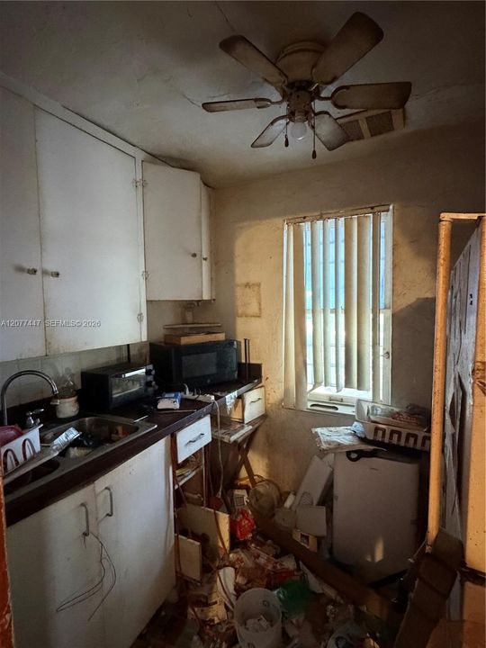 En Venta: $395,000 (0 camas, 0 baños, 1318 Pies cuadrados)