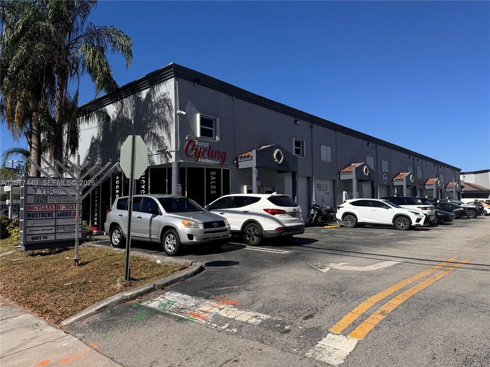 For Rent: $2,700 (0 beds, 0 baths, 0 Square Feet)