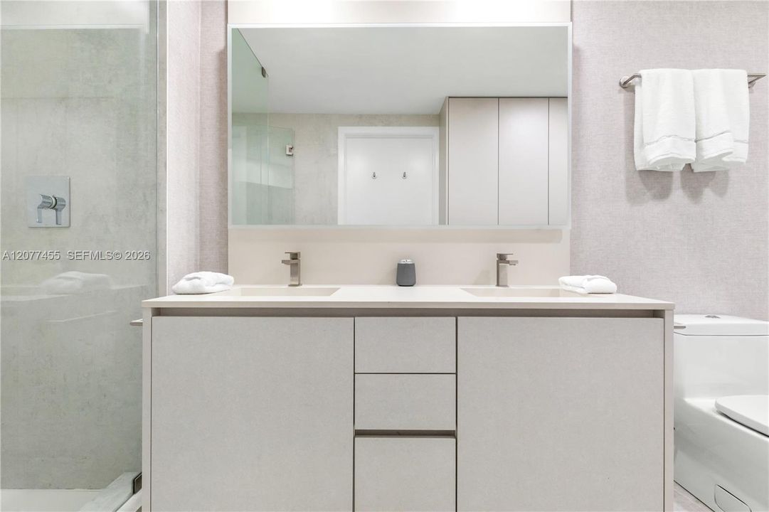 En Venta: $1,399,000 (3 camas, 3 baños, 1753 Pies cuadrados)