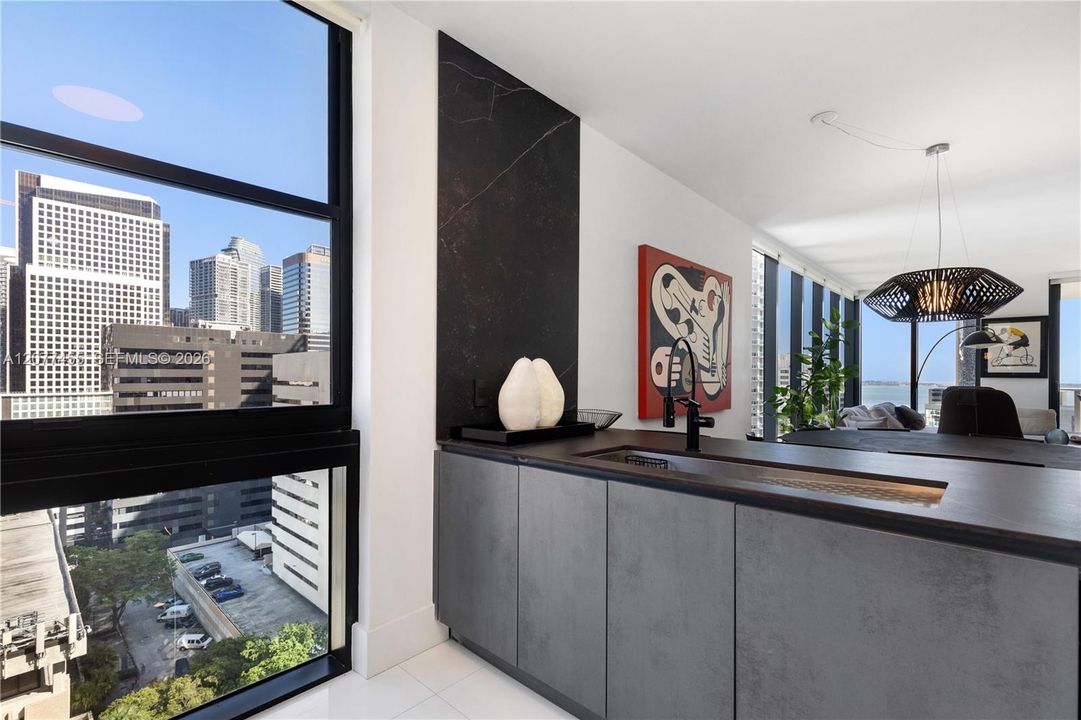 En Venta: $1,399,000 (3 camas, 3 baños, 1753 Pies cuadrados)