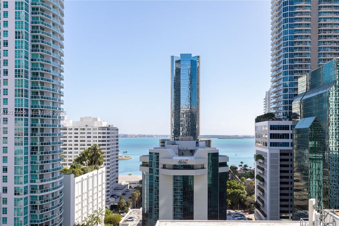 En Venta: $1,399,000 (3 camas, 3 baños, 1753 Pies cuadrados)