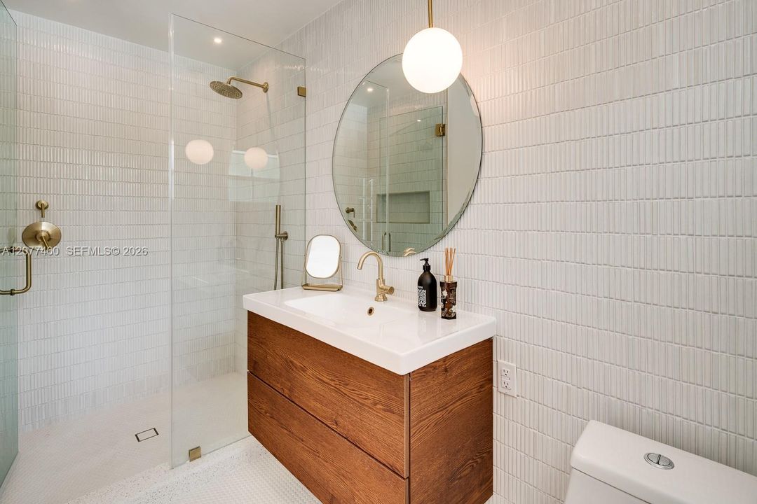 For Rent: $6,950 (3 beds, 2 baths, 1475 Square Feet)