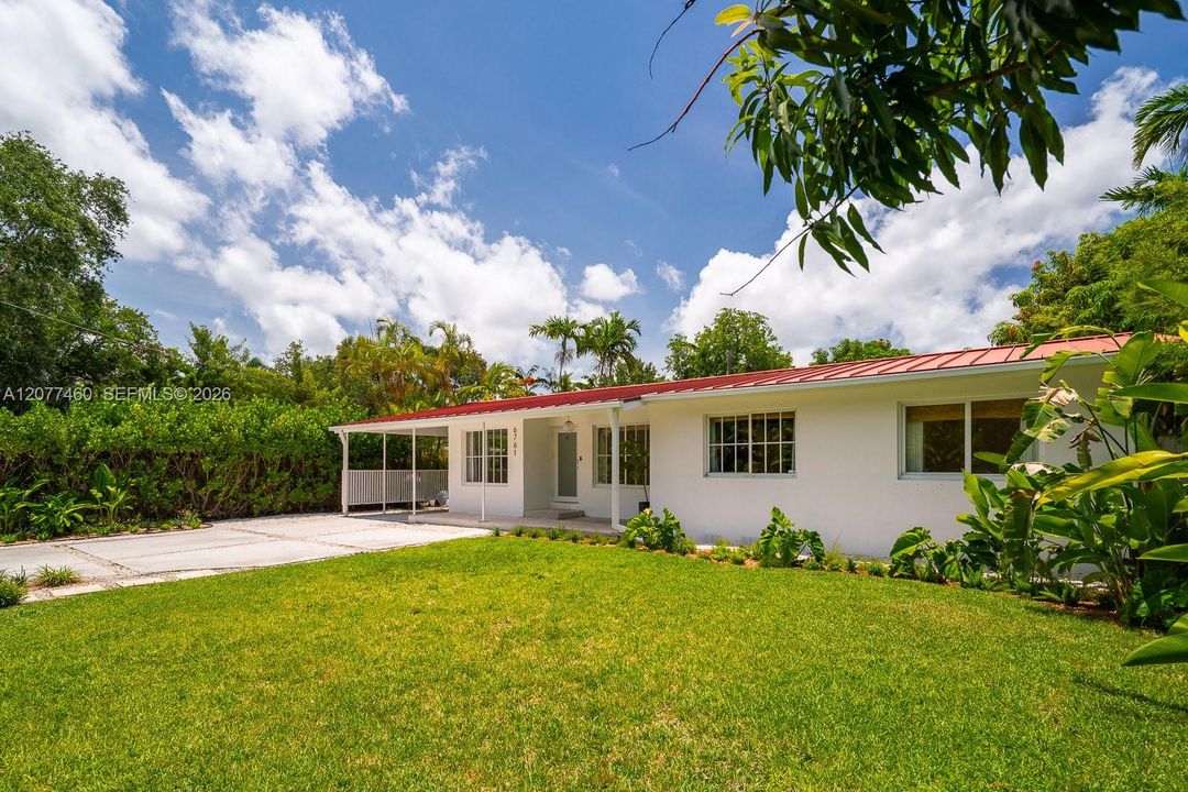 For Rent: $6,950 (3 beds, 2 baths, 1475 Square Feet)