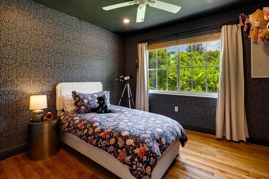 For Rent: $6,950 (3 beds, 2 baths, 1475 Square Feet)