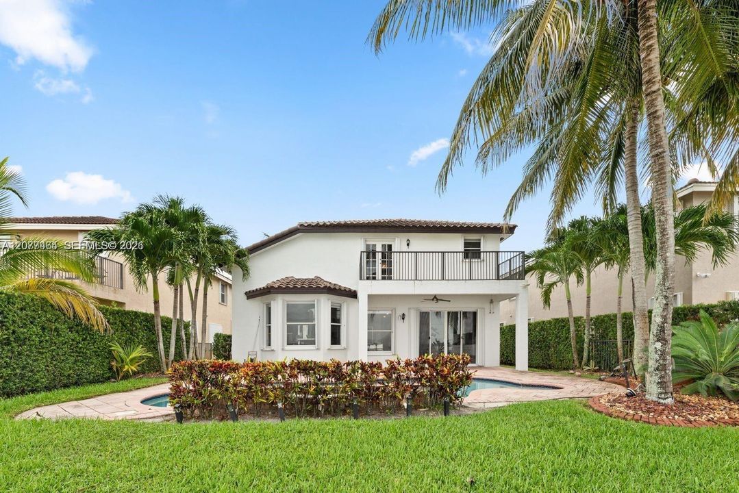 For Rent: $6,800 (4 beds, 3 baths, 2953 Square Feet)