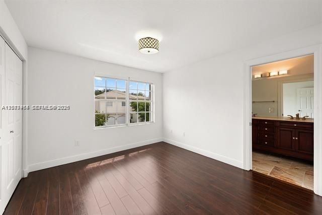 For Rent: $6,800 (4 beds, 3 baths, 2953 Square Feet)