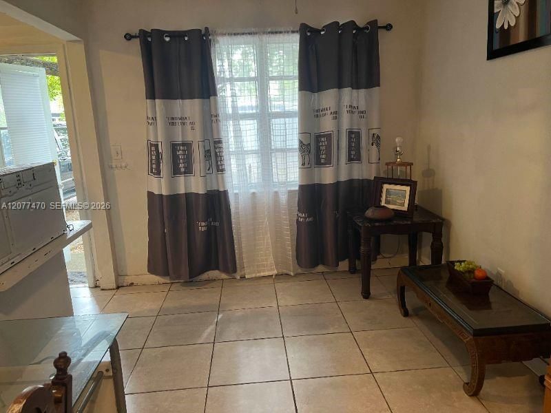 En Venta: $645,000 (0 camas, 0 baños, 1790 Pies cuadrados)
