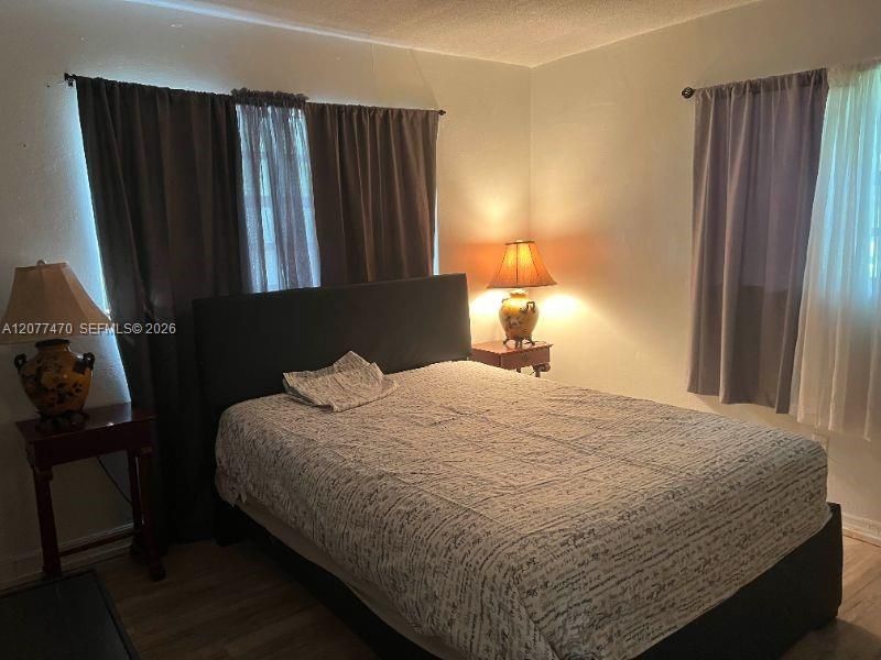 En Venta: $645,000 (0 camas, 0 baños, 1790 Pies cuadrados)