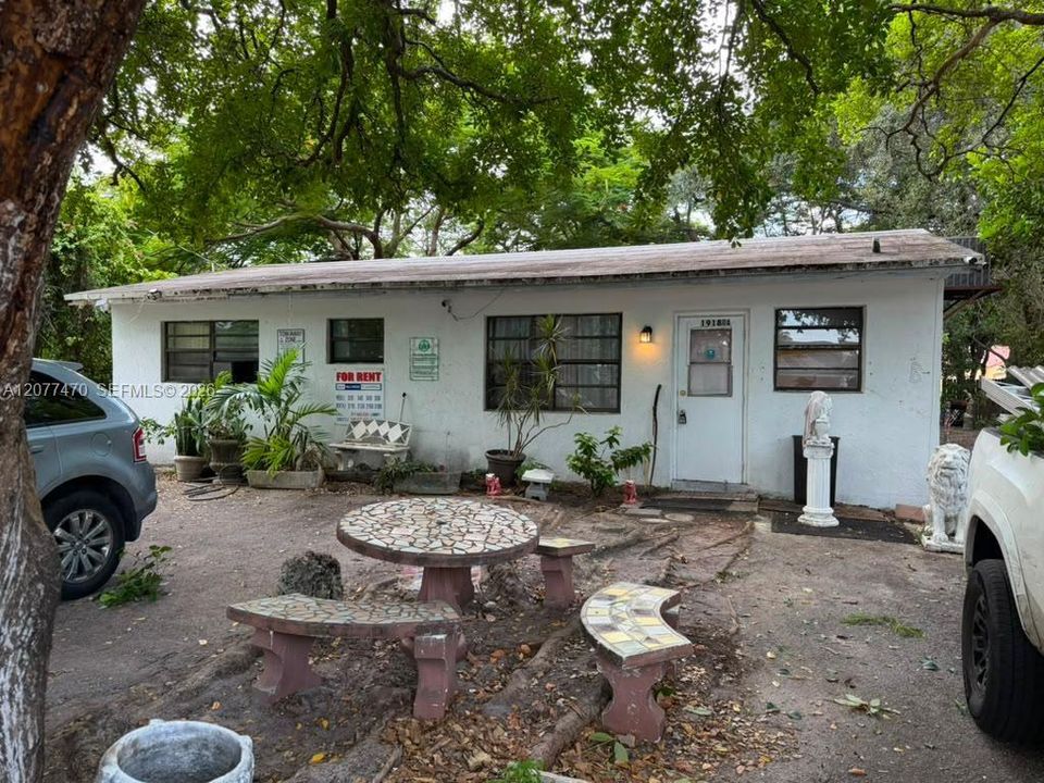 En Venta: $645,000 (0 camas, 0 baños, 1790 Pies cuadrados)