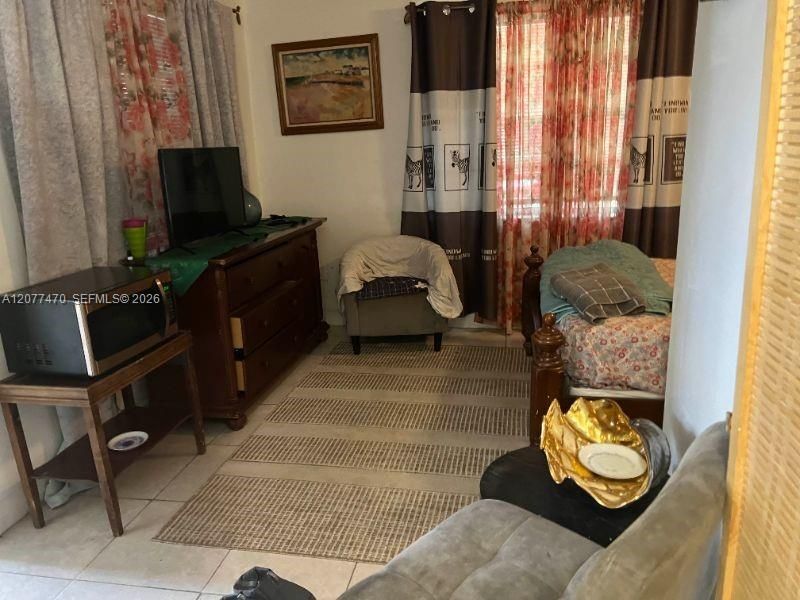 En Venta: $645,000 (0 camas, 0 baños, 1790 Pies cuadrados)
