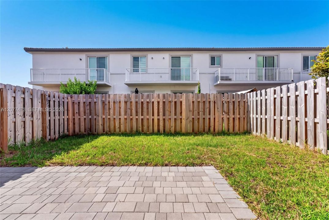 For Sale: $409,900 (3 beds, 2 baths, 1694 Square Feet)