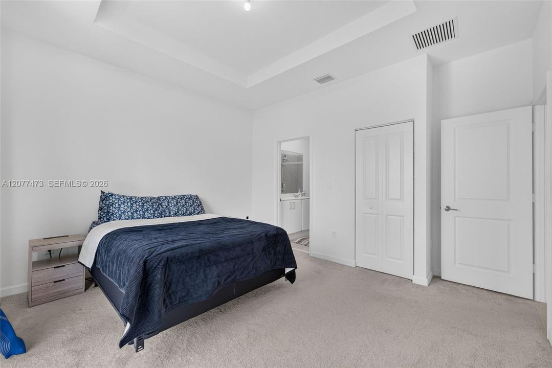 For Sale: $409,900 (3 beds, 2 baths, 1694 Square Feet)