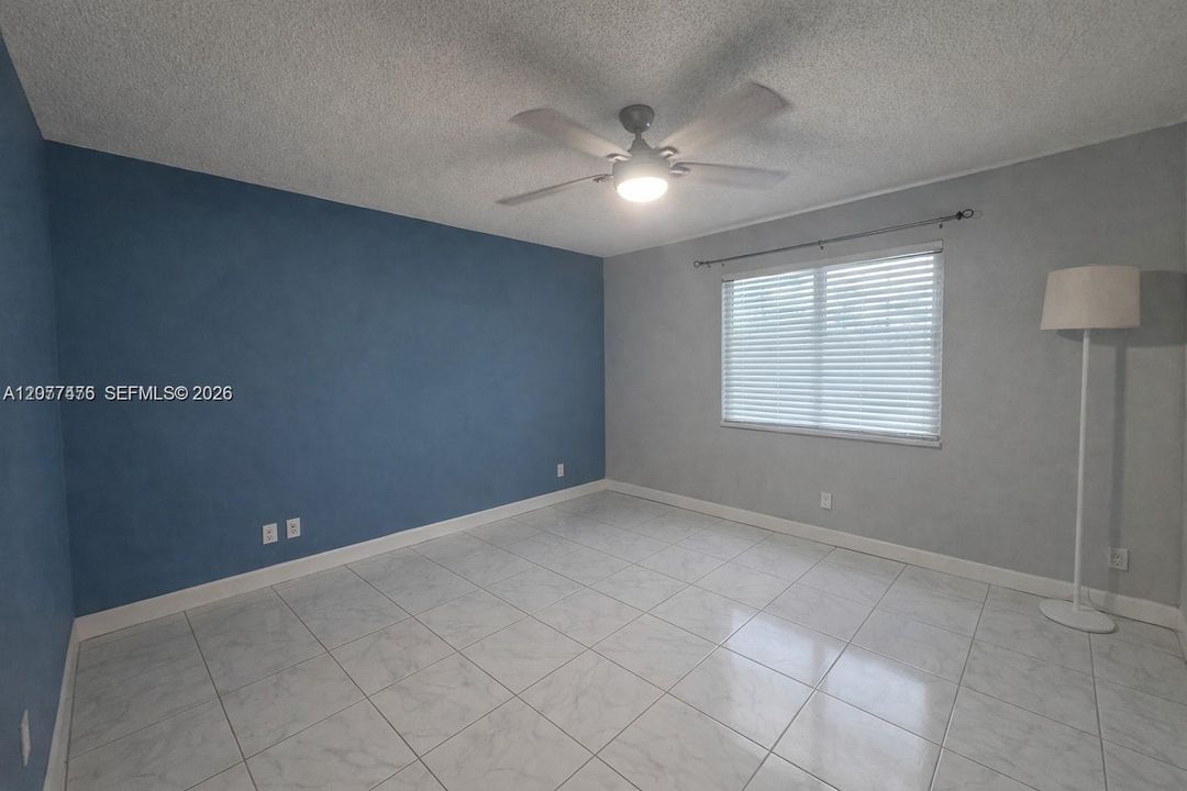 En Venta: $100,000 (2 camas, 2 baños, 1260 Pies cuadrados)