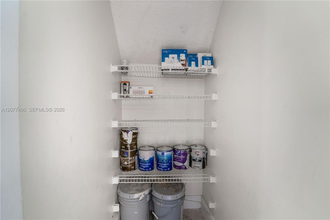 En Venta: $459,900 (2 camas, 2 baños, 1406 Pies cuadrados)