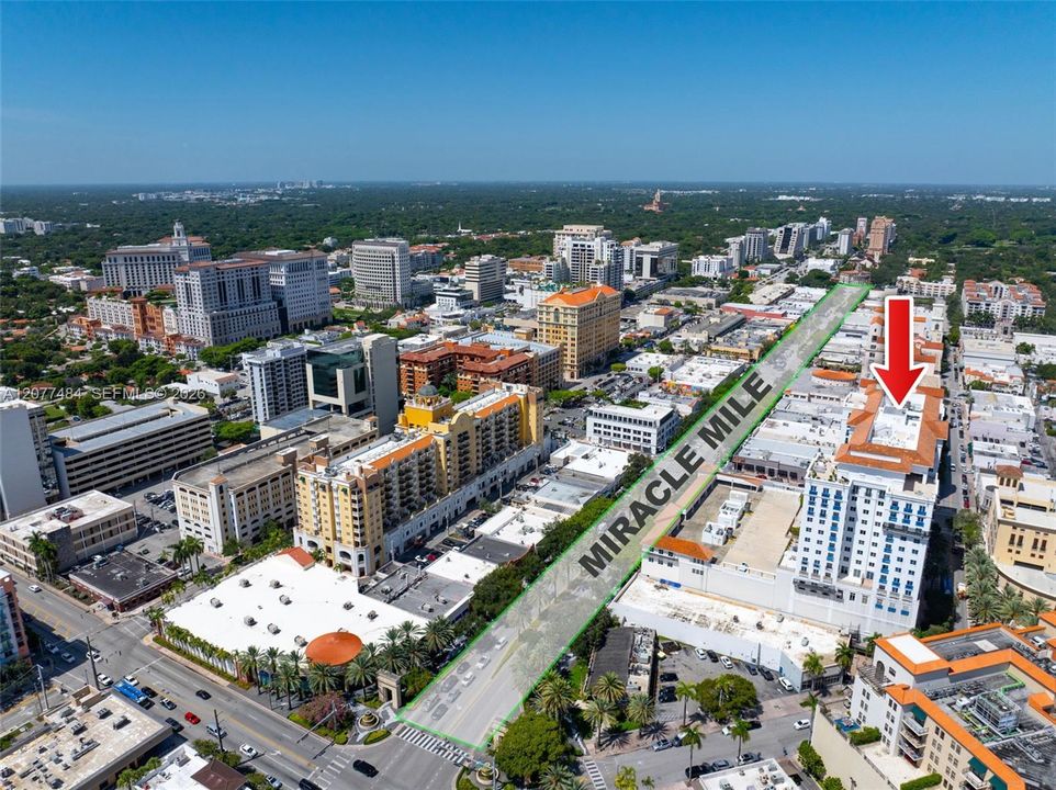 For Sale: $735,000 (2 beds, 2 baths, 1114 Square Feet)