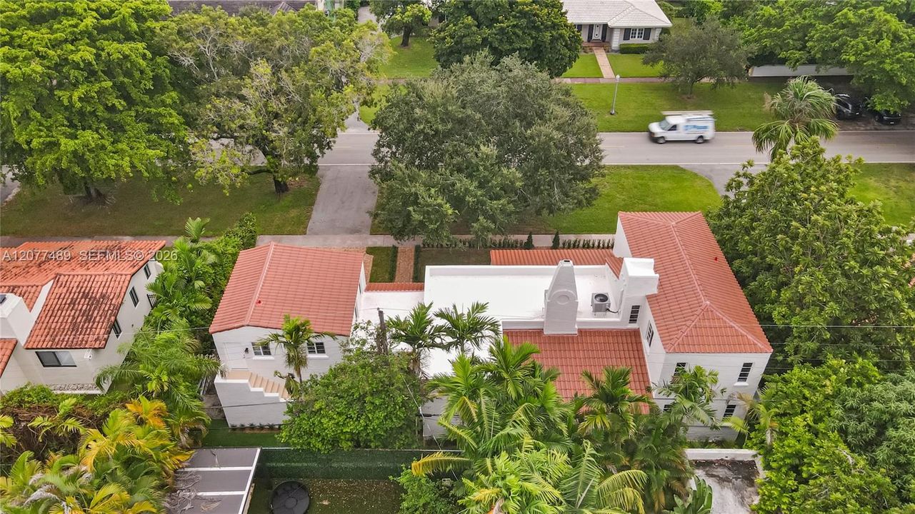 На продажу: $2,995,000 (5 спален, 3 ванн, 2855 Квадратных фут)
