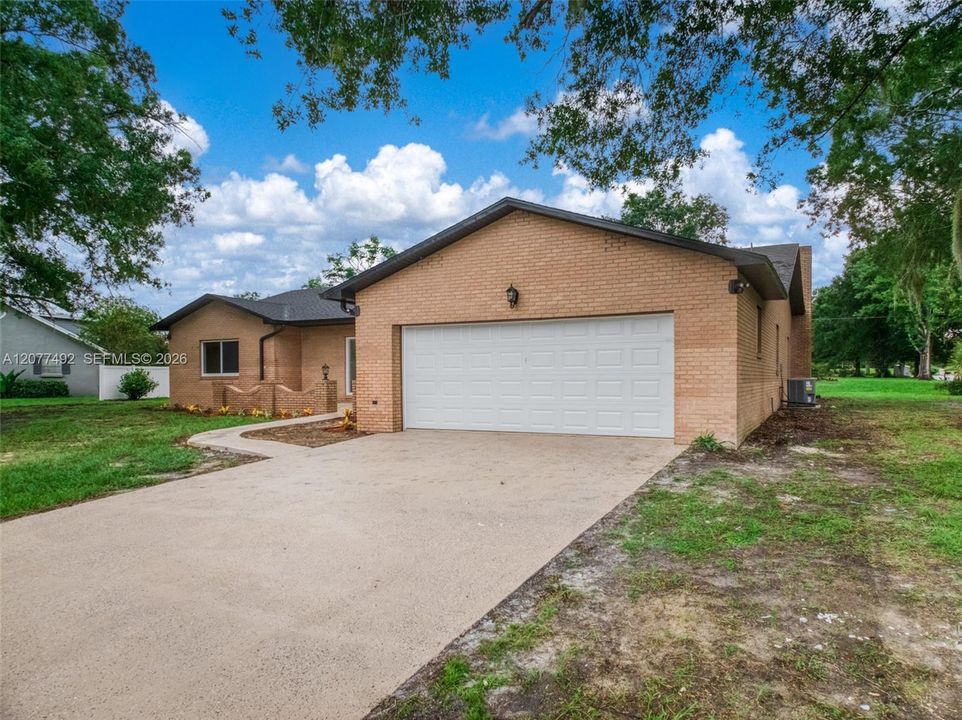 En Venta: $429,000 (3 camas, 2 baños, 0 Pies cuadrados)
