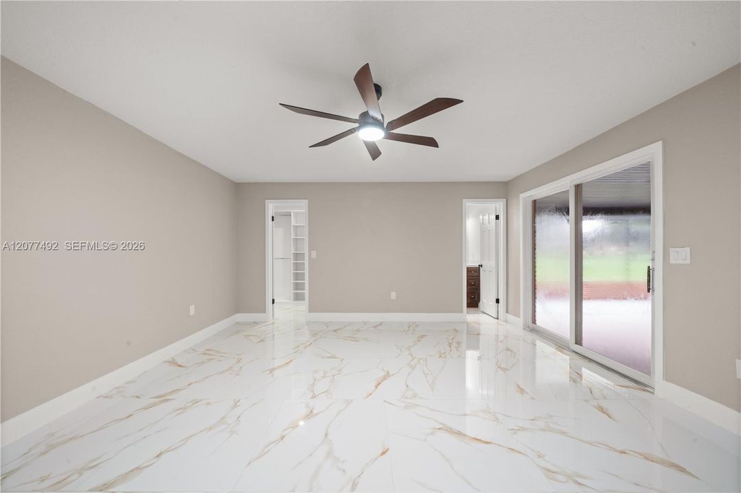 En Venta: $429,000 (3 camas, 2 baños, 0 Pies cuadrados)