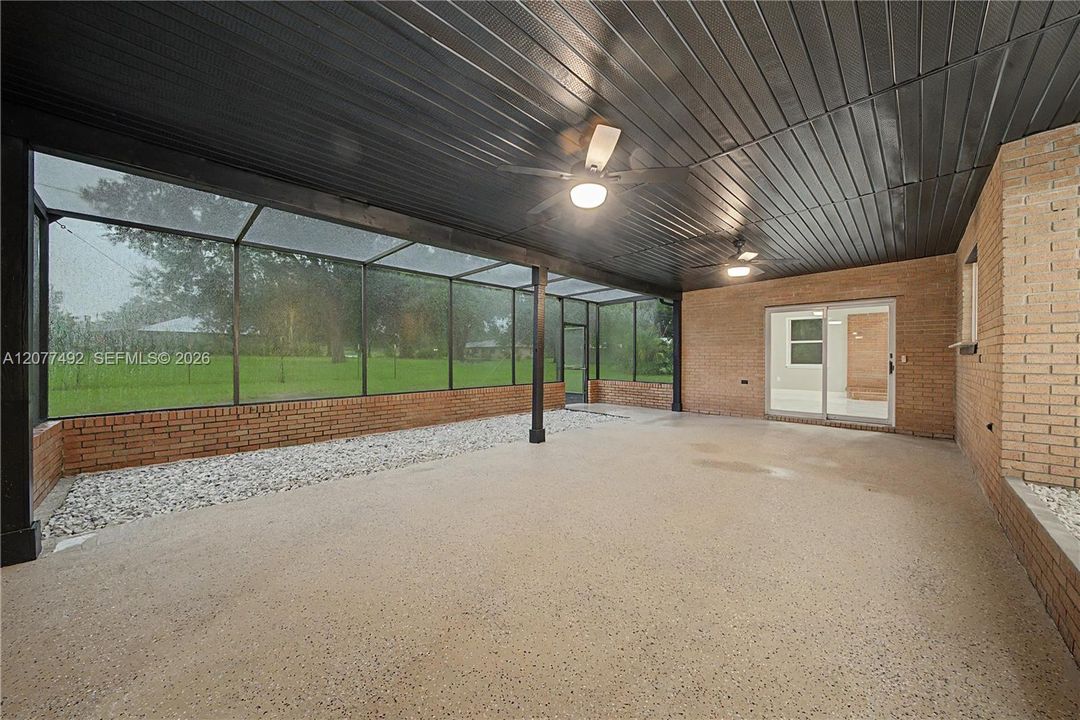 En Venta: $429,000 (3 camas, 2 baños, 0 Pies cuadrados)