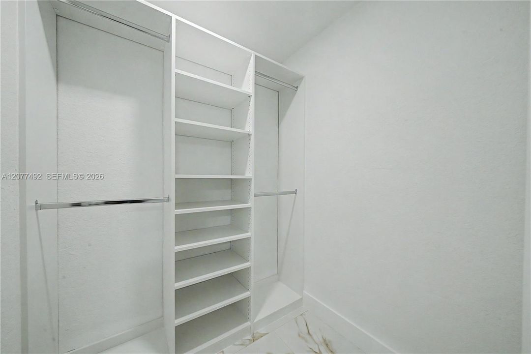 En Venta: $429,000 (3 camas, 2 baños, 0 Pies cuadrados)