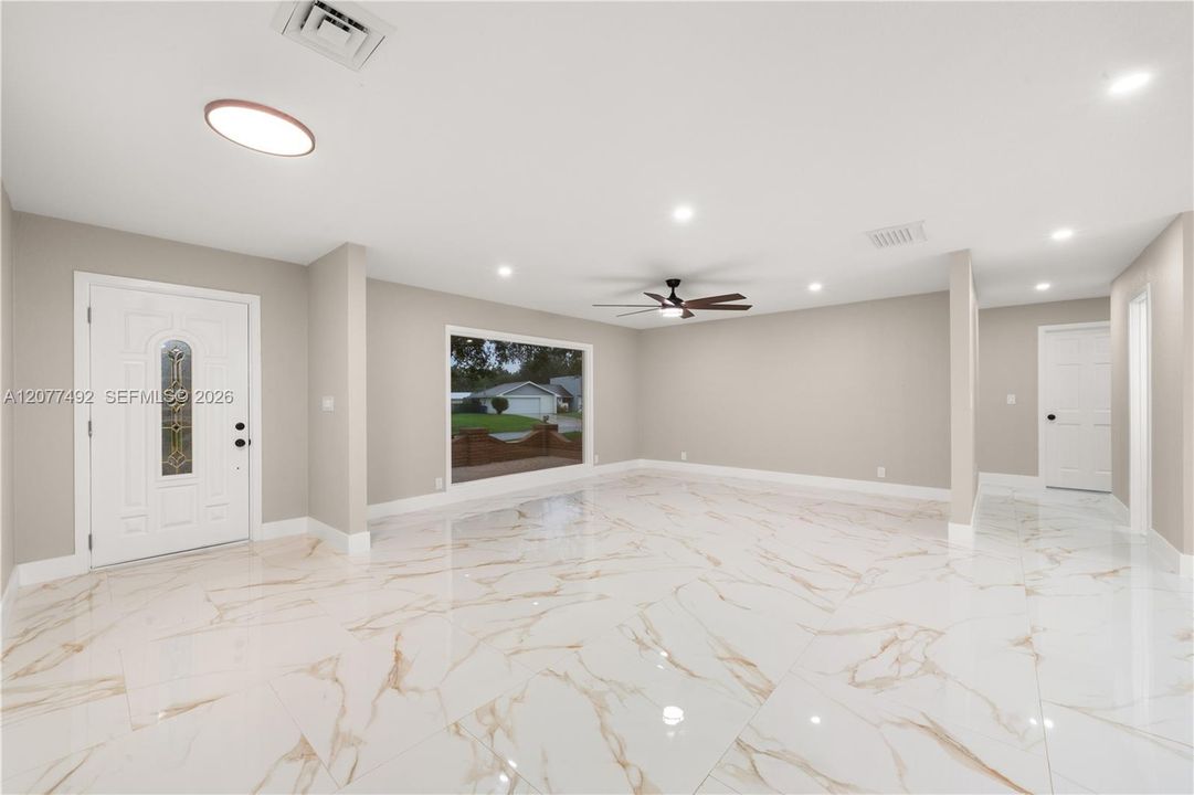 En Venta: $429,000 (3 camas, 2 baños, 0 Pies cuadrados)
