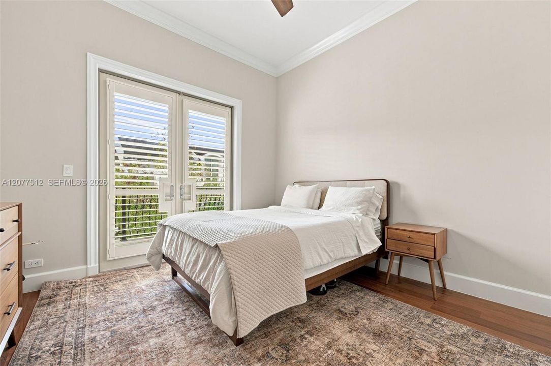 For Rent: $18,000 (3 beds, 4 baths, 3104 Square Feet)