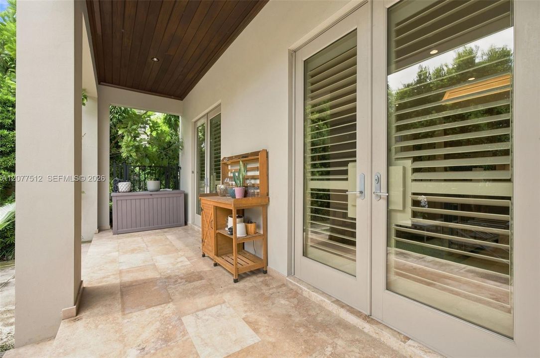 For Rent: $18,000 (3 beds, 4 baths, 3104 Square Feet)
