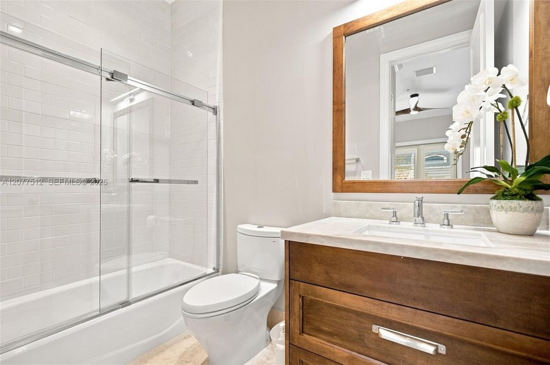 For Rent: $18,000 (3 beds, 4 baths, 3104 Square Feet)