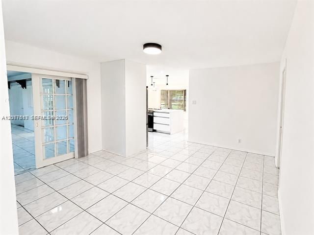 En Renta: $4,800 (5 camas, 2 baños, 2548 Pies cuadrados)