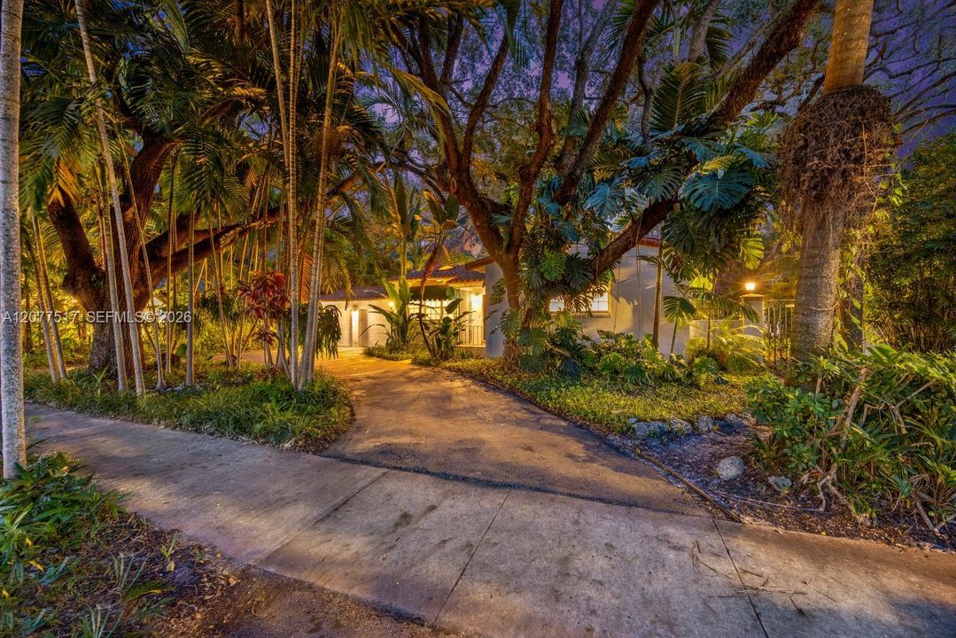 For Sale: $2,300,000 (0.24 acres)