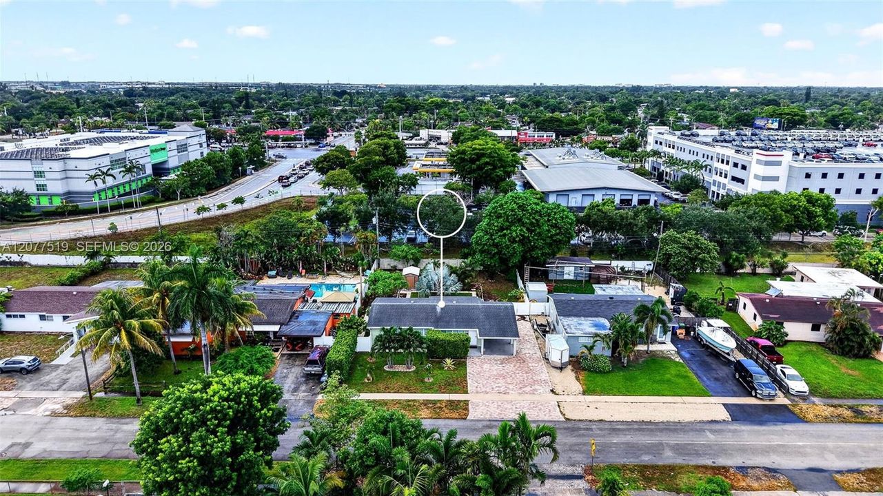 En Venta: $499,900 (3 camas, 2 baños, 1204 Pies cuadrados)