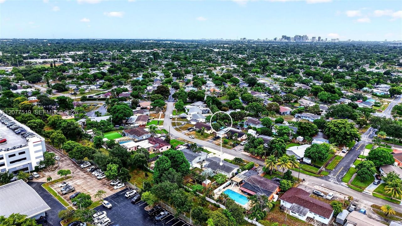 En Venta: $499,900 (3 camas, 2 baños, 1204 Pies cuadrados)