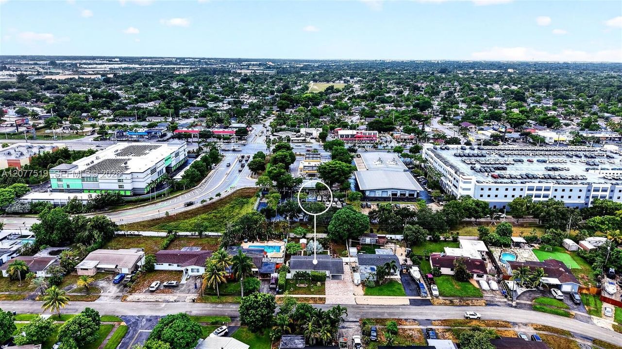 En Venta: $499,900 (3 camas, 2 baños, 1204 Pies cuadrados)