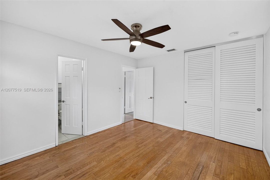 En Venta: $499,900 (3 camas, 2 baños, 1204 Pies cuadrados)