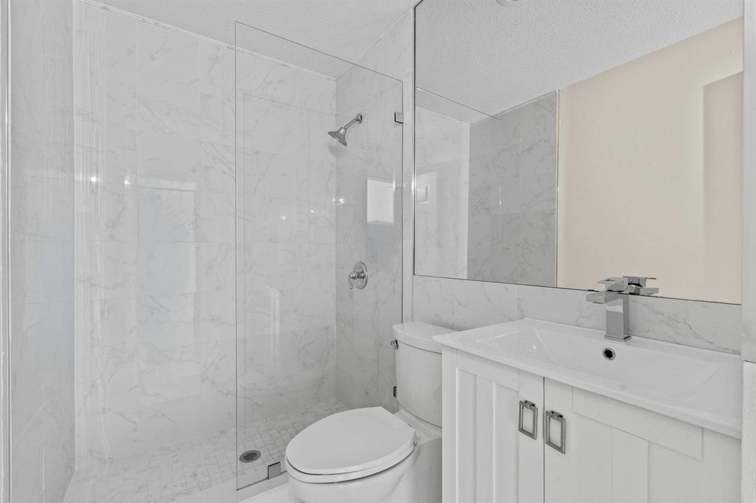 12-web-or-mls-A7403142