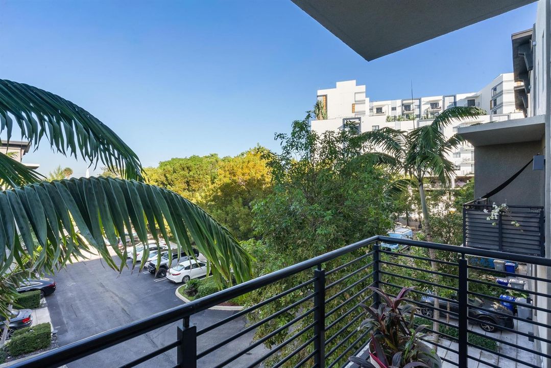 Second bedroom balcony