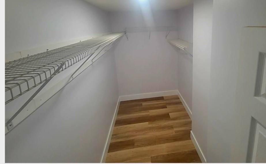 Walk In Closet