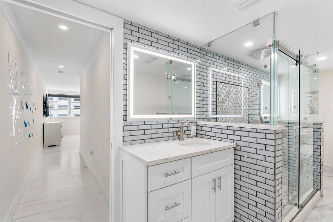 3430 Galt Ocean Dr apt 808_048
