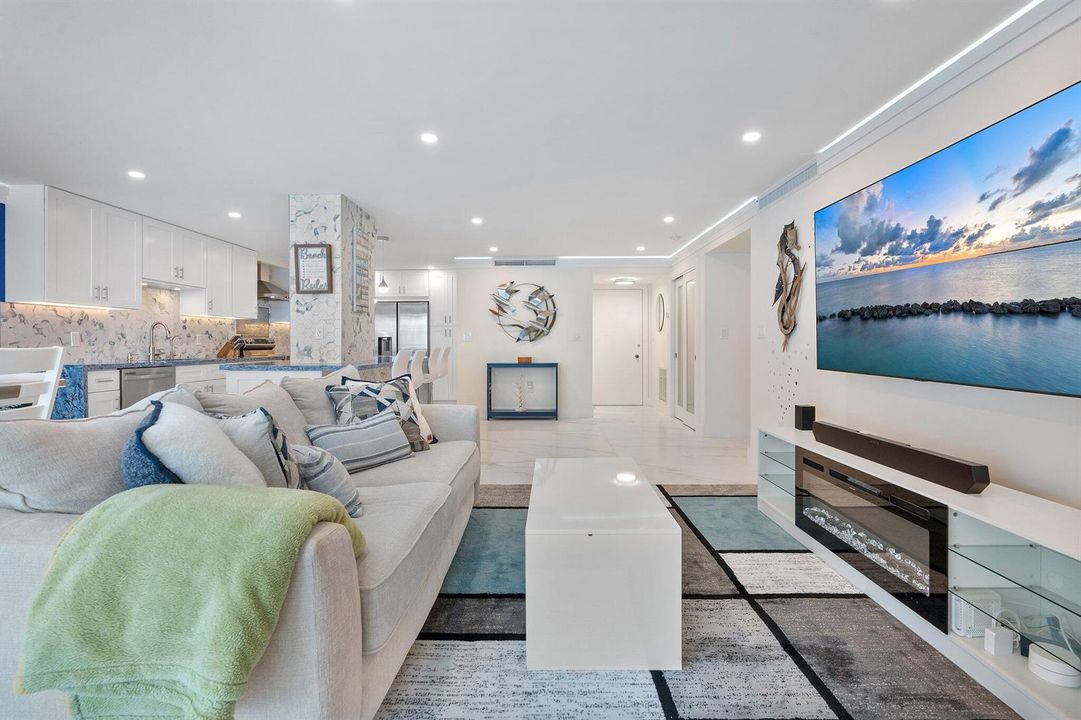 3430 Galt Ocean Dr apt 808_014