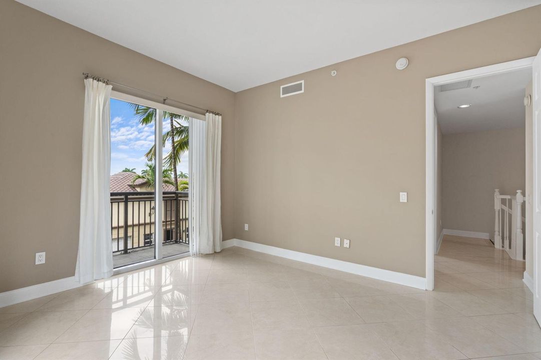 21-web-or-mls-2617 NE 14th Ave 109, Wilt