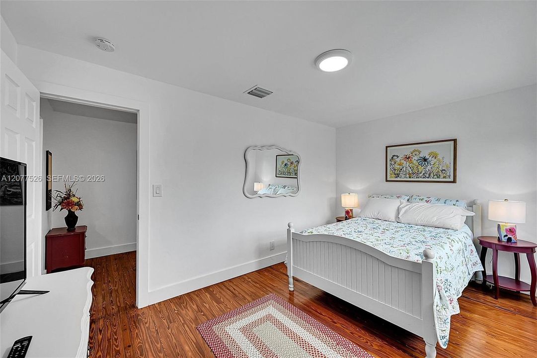 2nd Bedroom