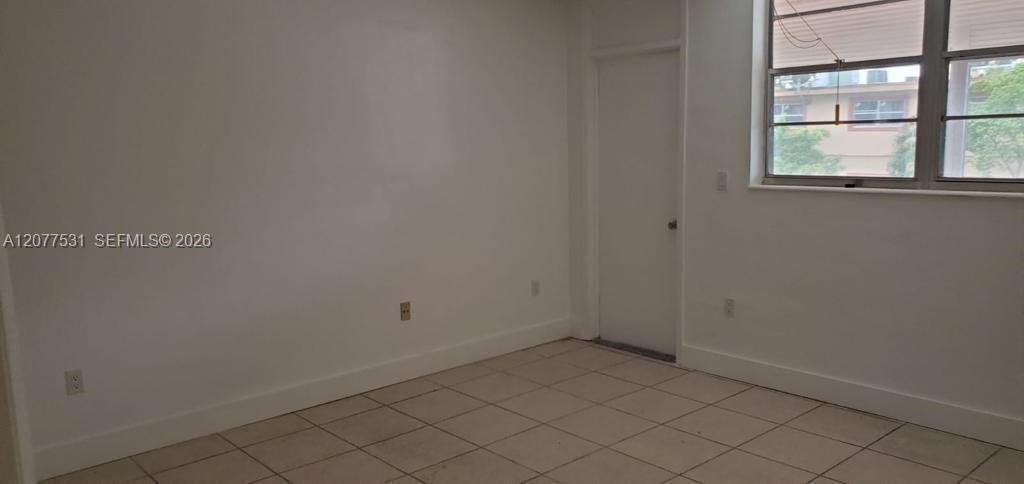 For Sale: $100,000 (0 beds, 0 baths, 725 Square Feet)