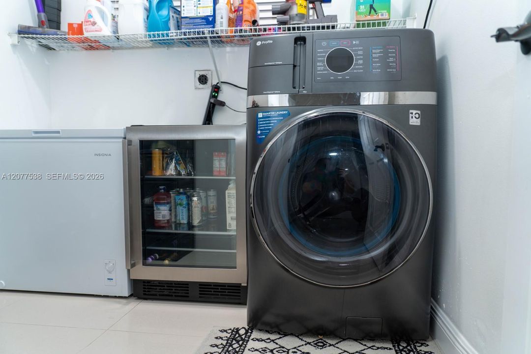En Renta: $4,500 (4 camas, 2 baños, 2940 Pies cuadrados)