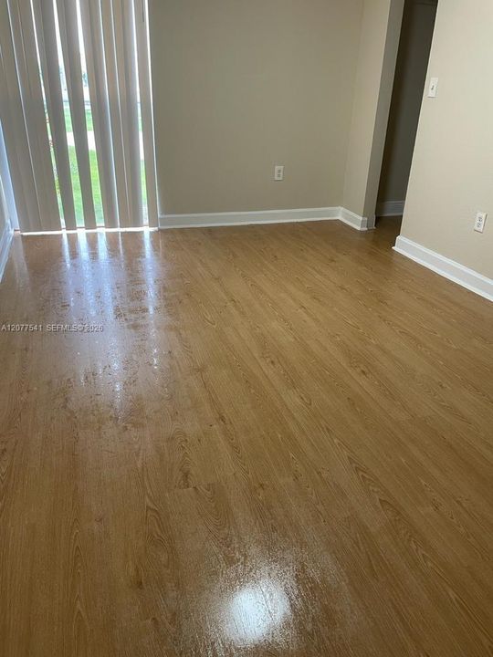 For Rent: $1,900 (2 beds, 2 baths, 960 Square Feet)