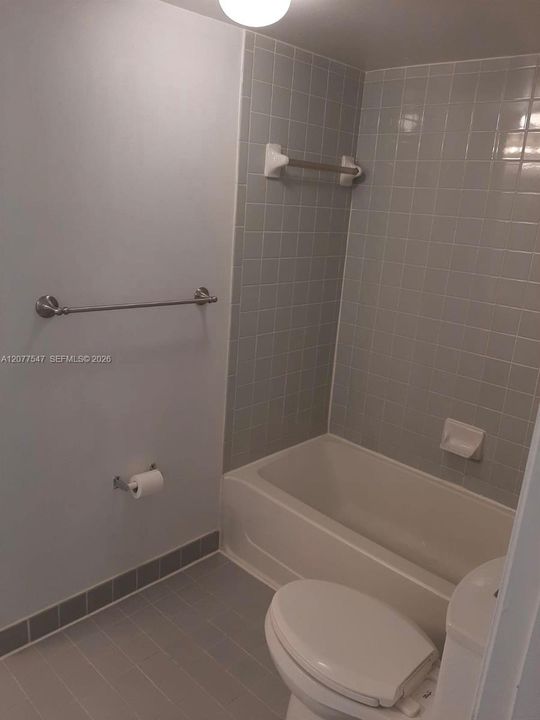 For Rent: $1,694 (1 beds, 1 baths, 862 Square Feet)