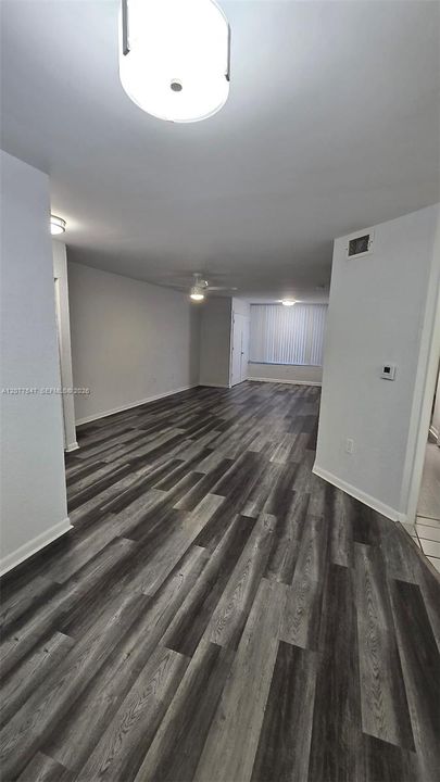 For Rent: $1,694 (1 beds, 1 baths, 862 Square Feet)