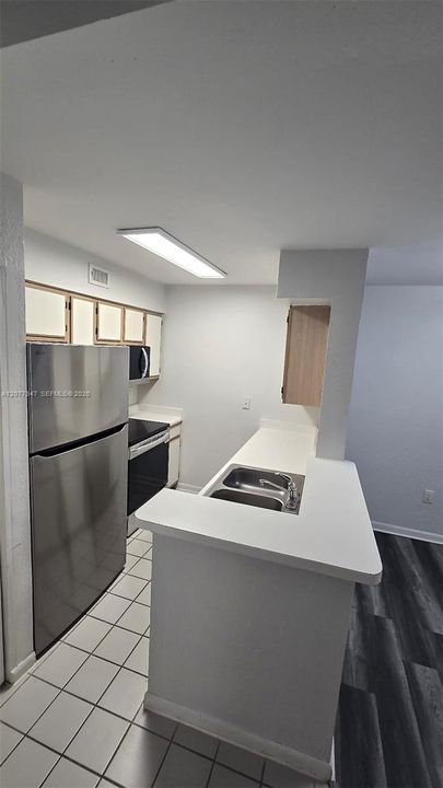 For Rent: $1,694 (1 beds, 1 baths, 862 Square Feet)