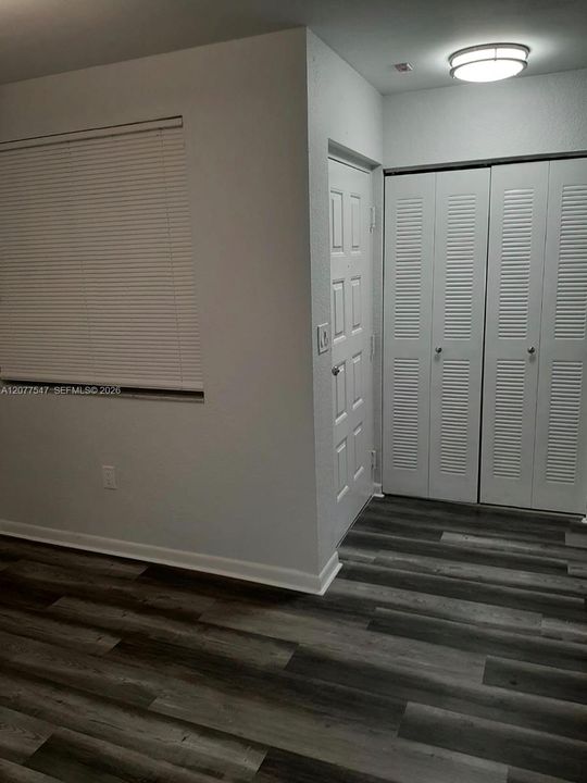 For Rent: $1,694 (1 beds, 1 baths, 862 Square Feet)