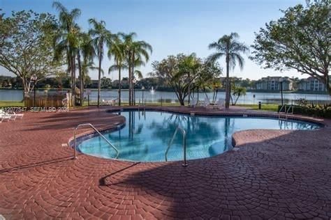 For Rent: $1,694 (1 beds, 1 baths, 862 Square Feet)